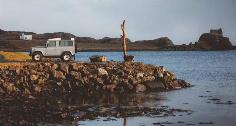 Land Rover Classic Defender Works V8 Islay Edition