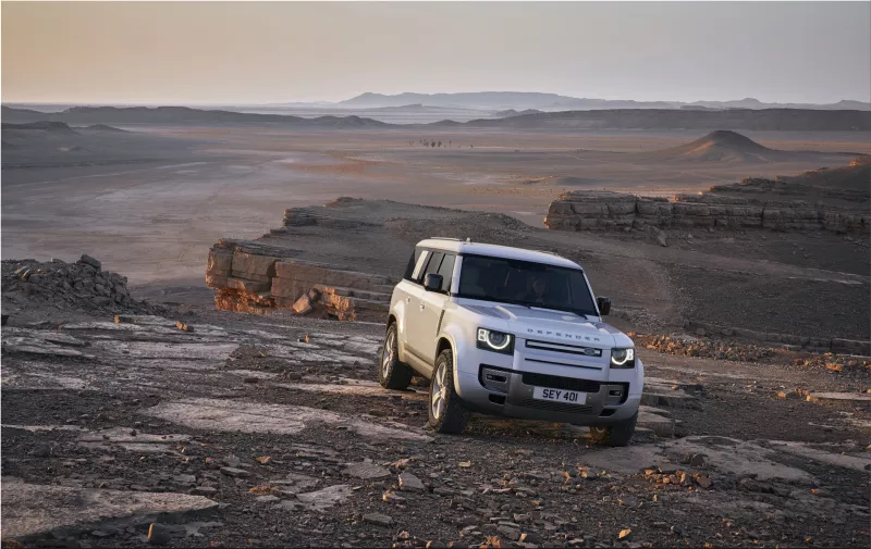 Land Rover Defender 130