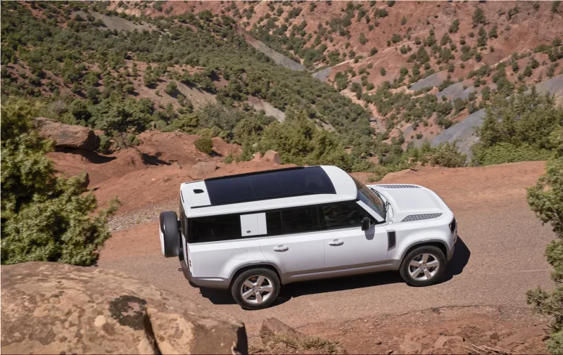 Land Rover Defender 130