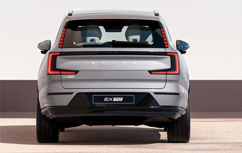 Volvo EX90