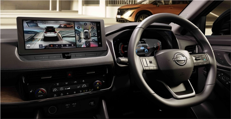 Nissan X-Trail hybrid SUV