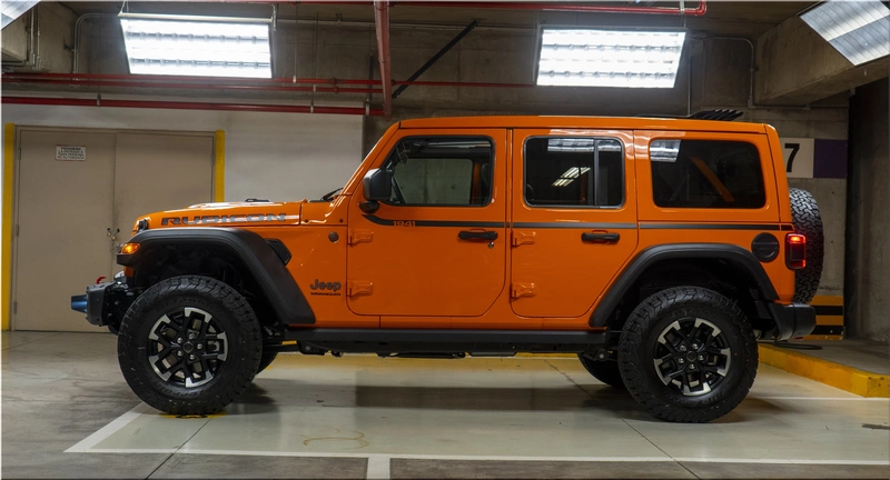 Jeep Wrangler Unlimited Rubicon JOOSE