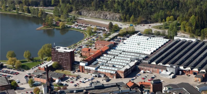 battery assembly factory