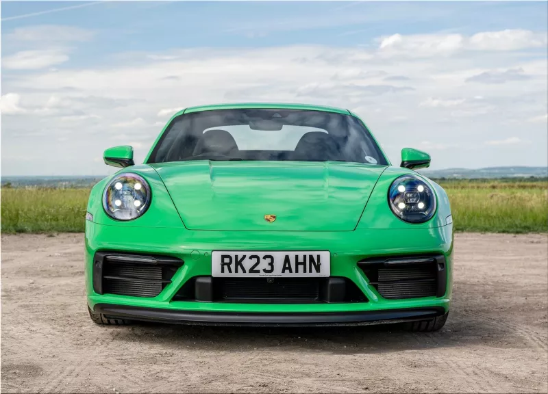 Porsche 911 Carrera GTS
