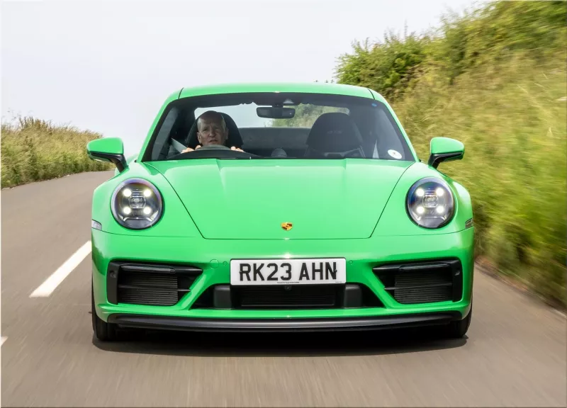 Porsche 911 Carrera GTS