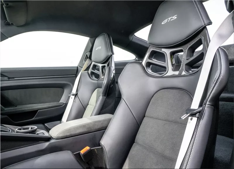 Porsche 911 Carrera GTS