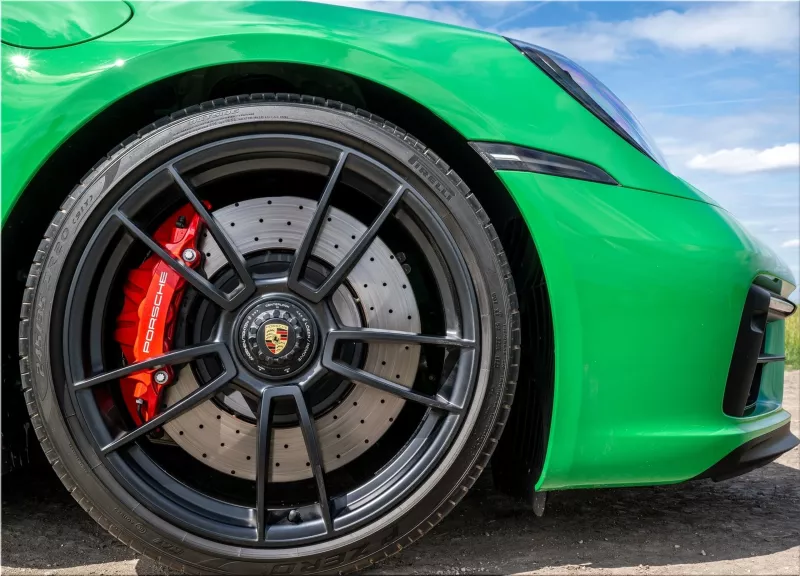 Porsche 911 Carrera GTS