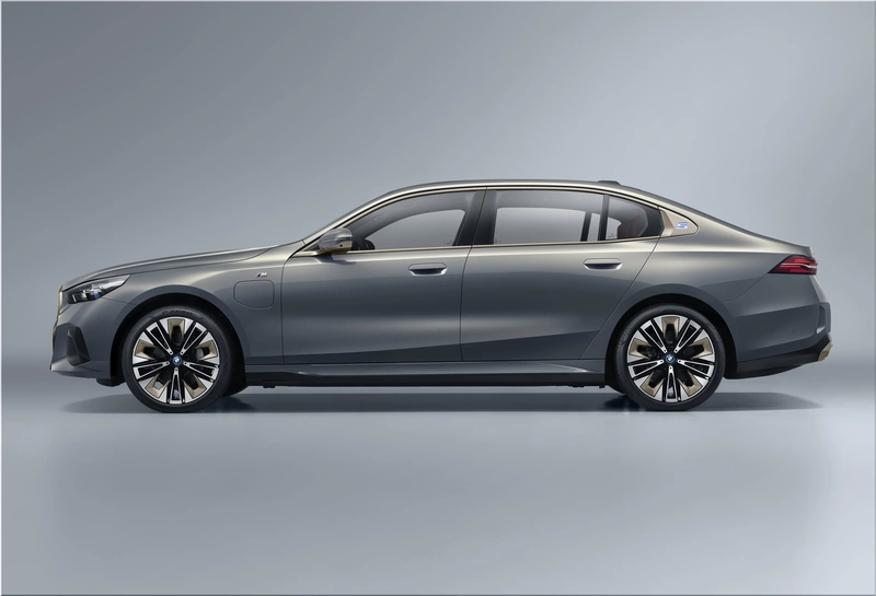 2024 BMW i5