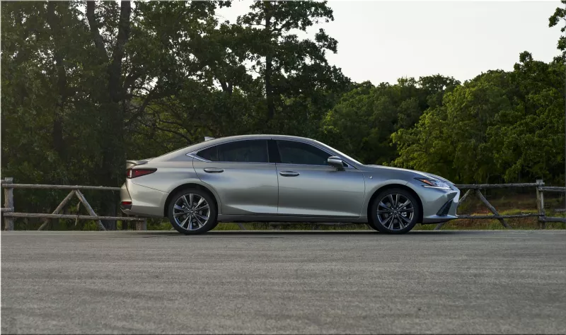 2024 Lexus ES