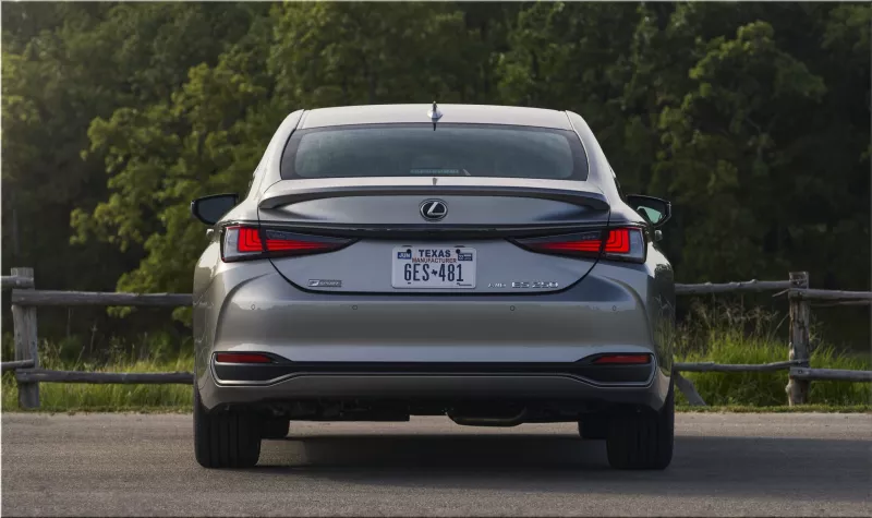 2024 Lexus ES