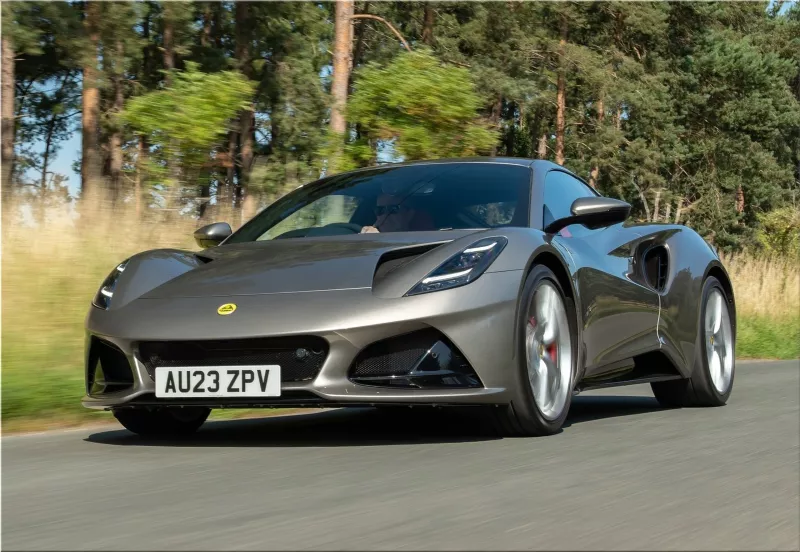 Lotus Emira i4