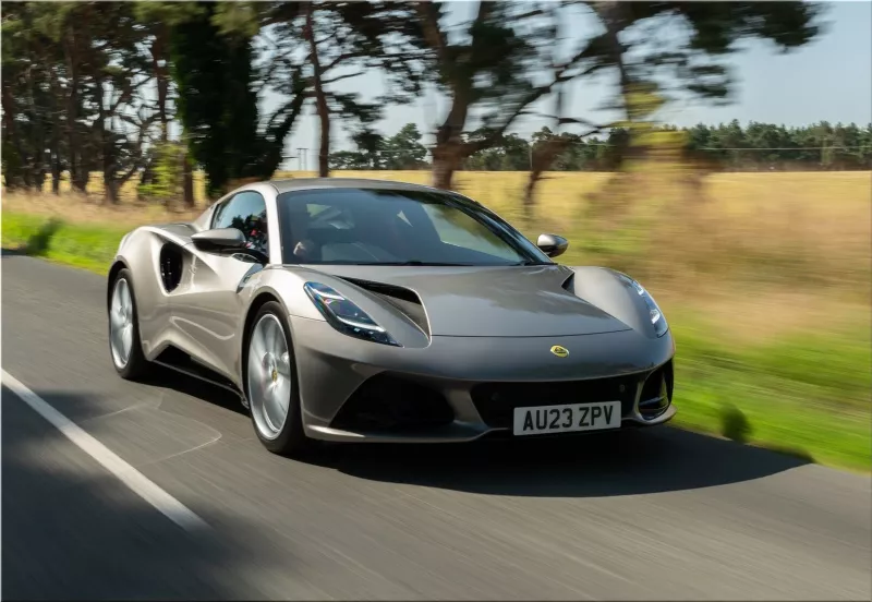 Lotus Emira i4
