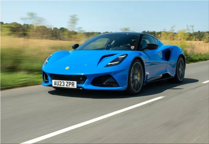 Lotus Emira i4