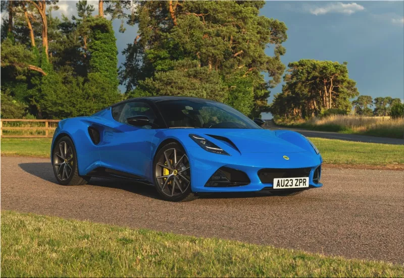Lotus Emira i4