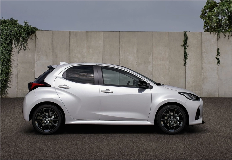 Mazda2 Hybrid