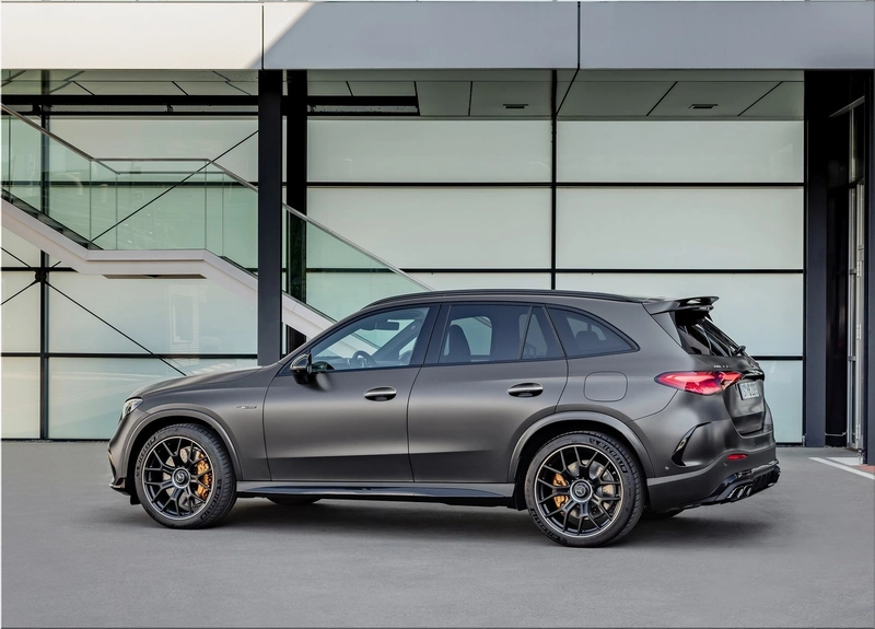 Mercedes-Benz GLC63 S AMG E Performance