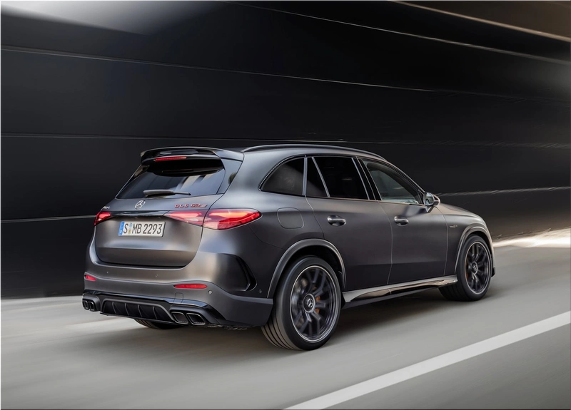 Mercedes-Benz GLC63 S AMG E Performance