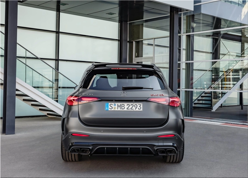 Mercedes-Benz GLC63 S AMG E Performance