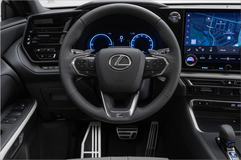 Lexus TX