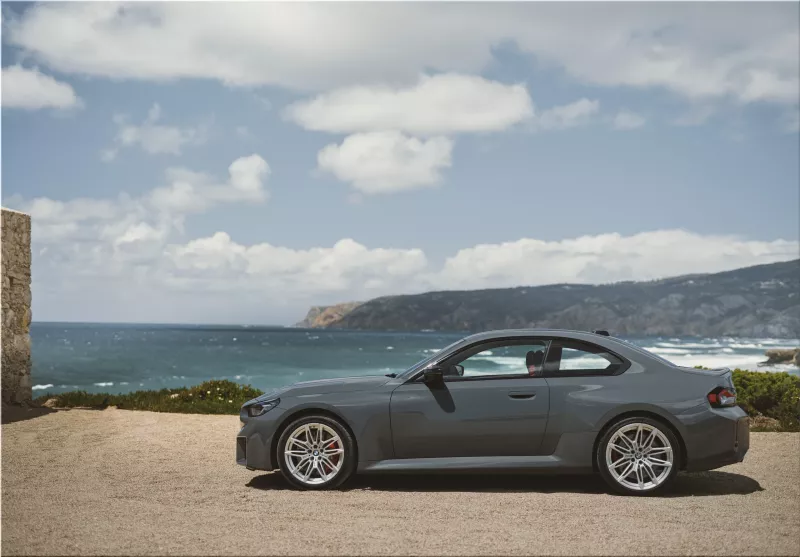 2025 BMW M2