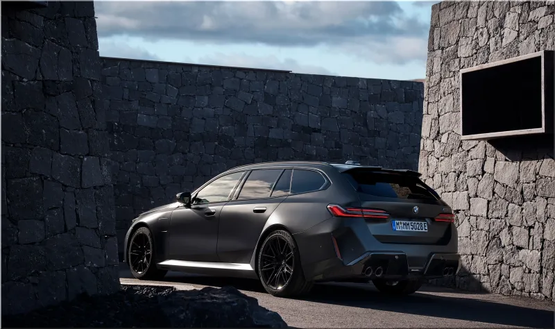 2025 BMW M5 Touring