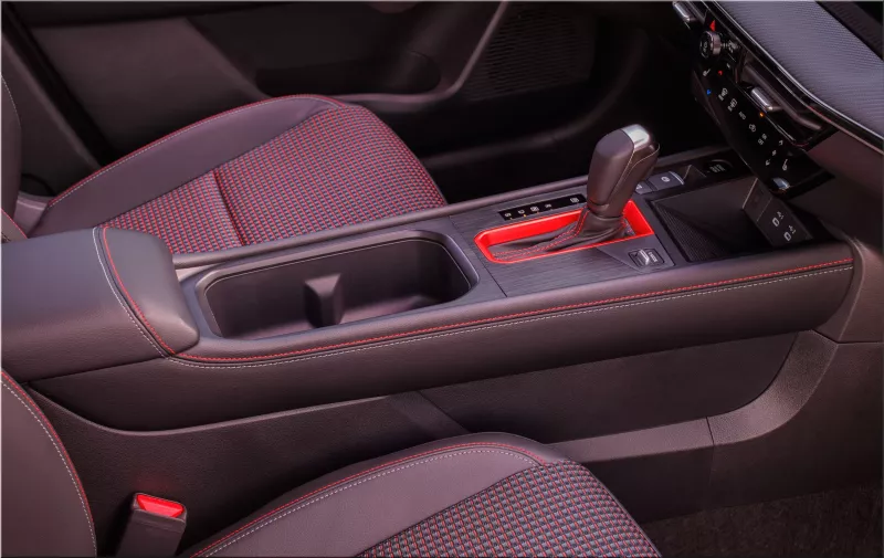 2025 Nissan Kicks