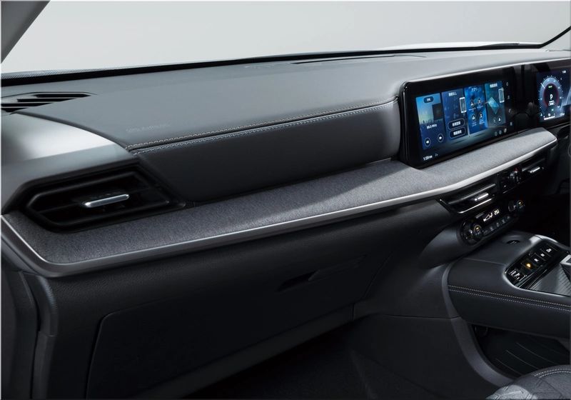 Nissan Kicks Hybrid