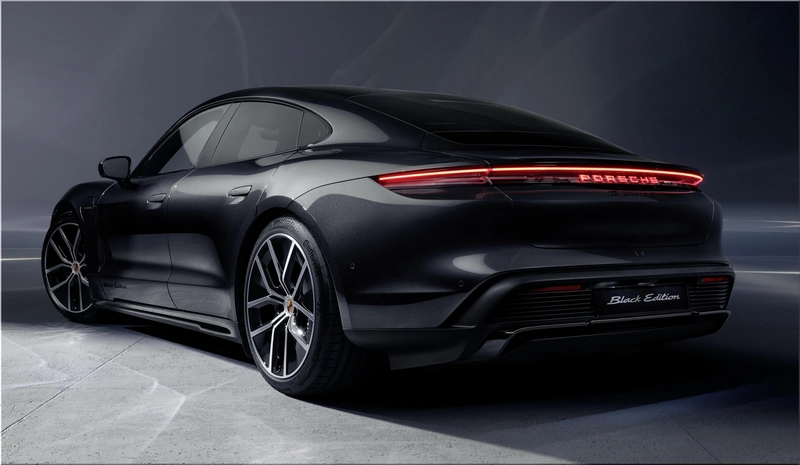 Porsche Taycan Black Edition