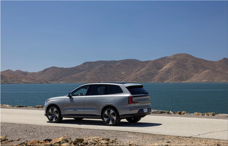 2026 Volvo EX90