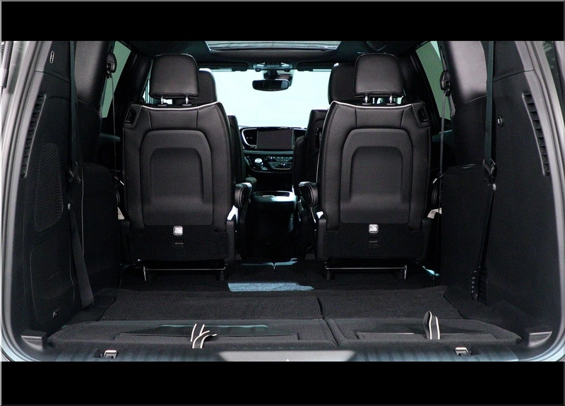 2027 Chrysler Pacifica
