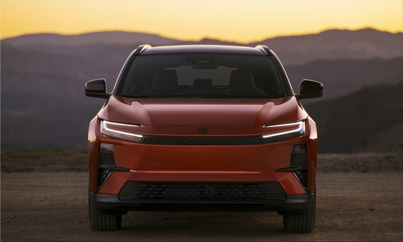 2027 Toyota C-HR AWD