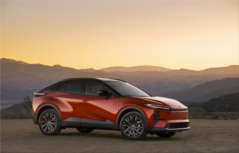 2027 Toyota C-HR AWD