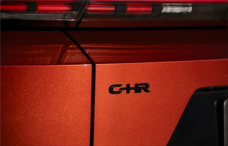 2027 Toyota C-HR AWD