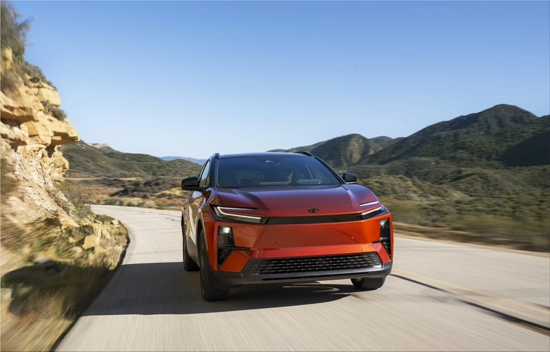 2027 Toyota C-HR AWD