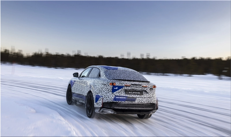 Alpine A390