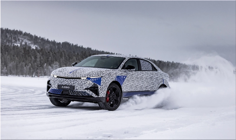 Alpine A390