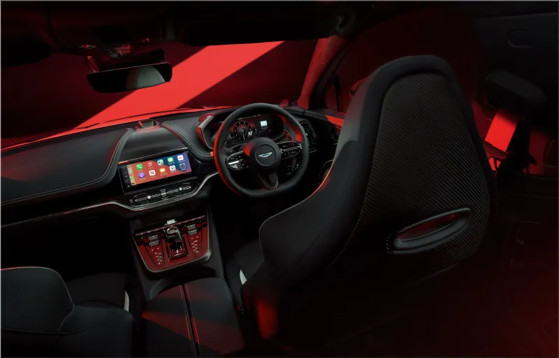 Aston Martin DBX S