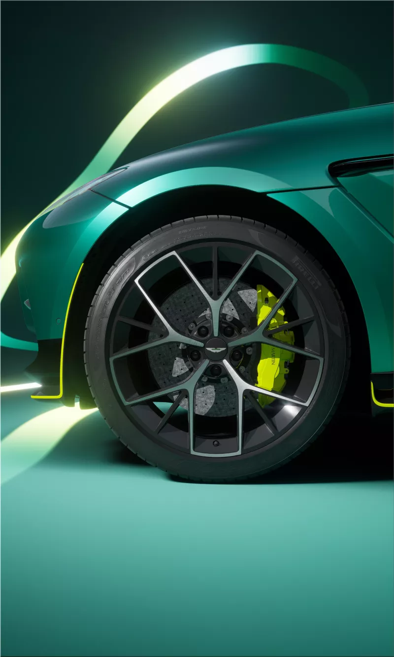 Aston Martin DBX707 AMR24