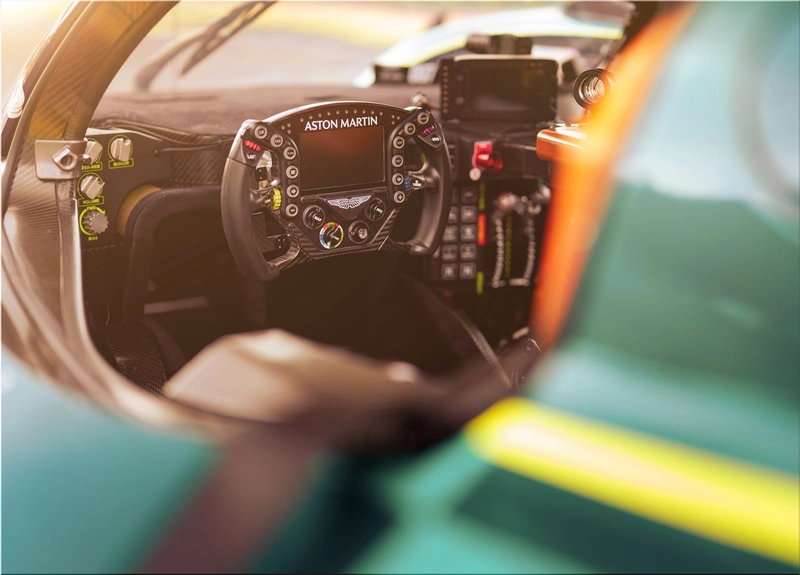 Aston Martin Valkyrie LM