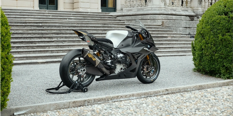 BMW Concept RR