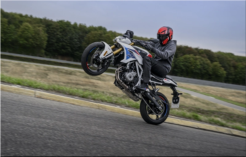 BMW F 450 R