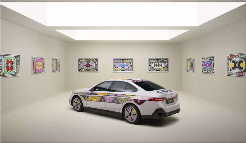 BMW i5 Flow NOSTOKANA
