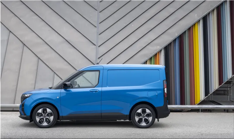 Ford E-Transit Courier