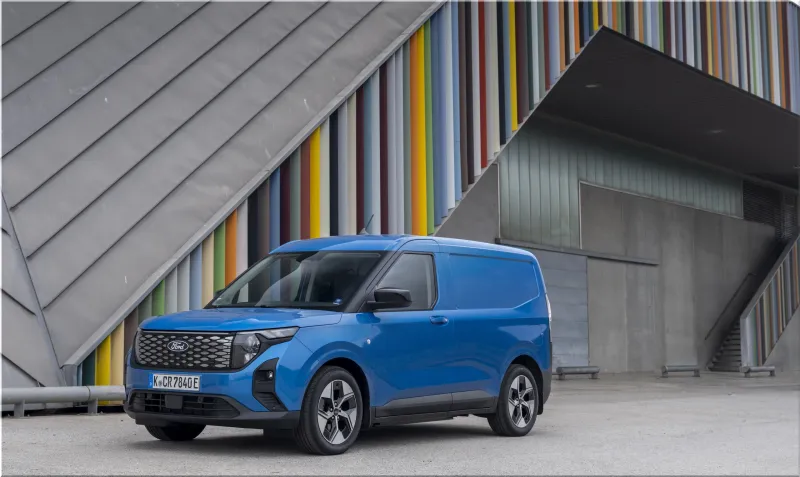 Ford E-Transit Courier