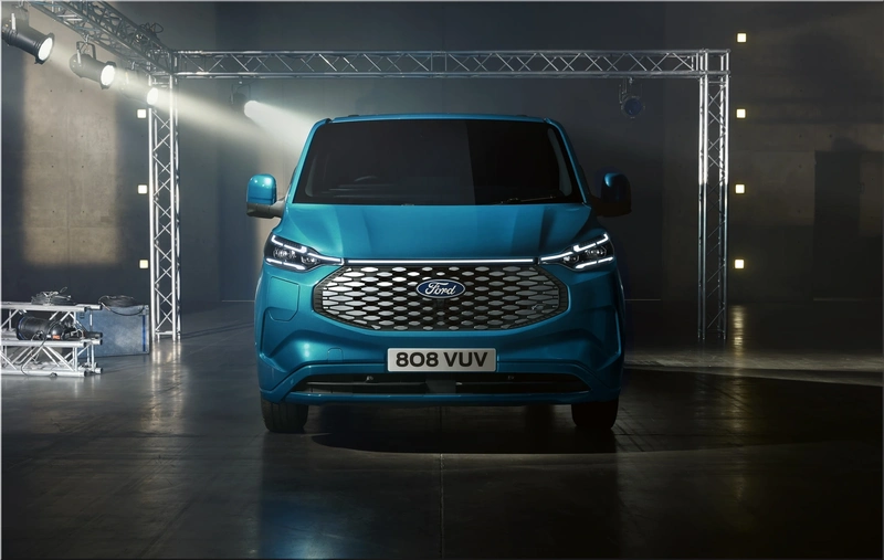2023 Ford E-Transit Custom