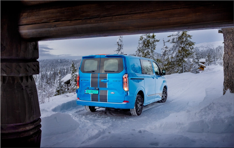 Ford E-Transit Custom AWD 2026
