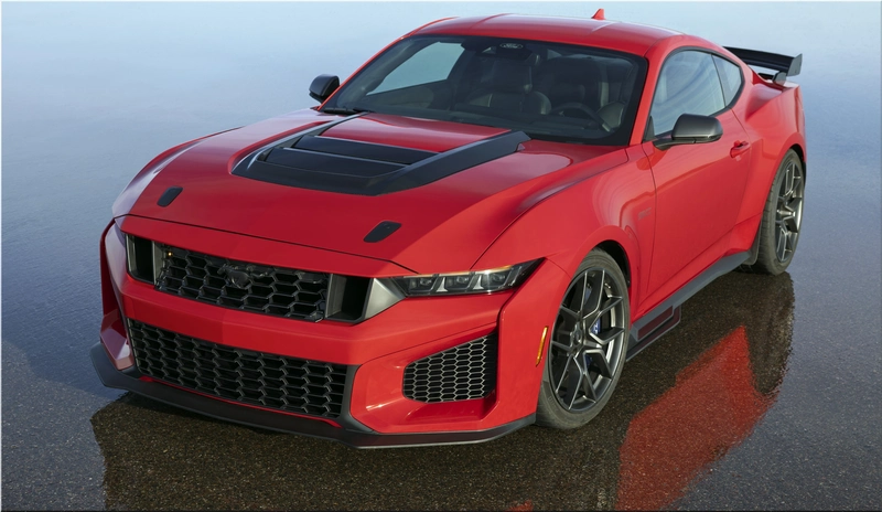 Ford Mustang Dark Horse SC 2026