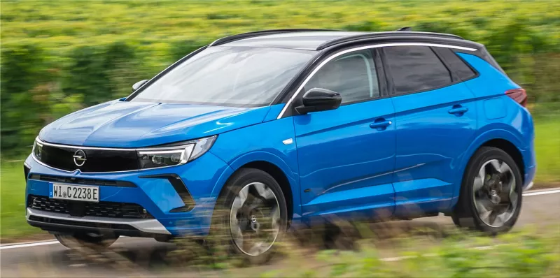 Grandland X Hybrid4