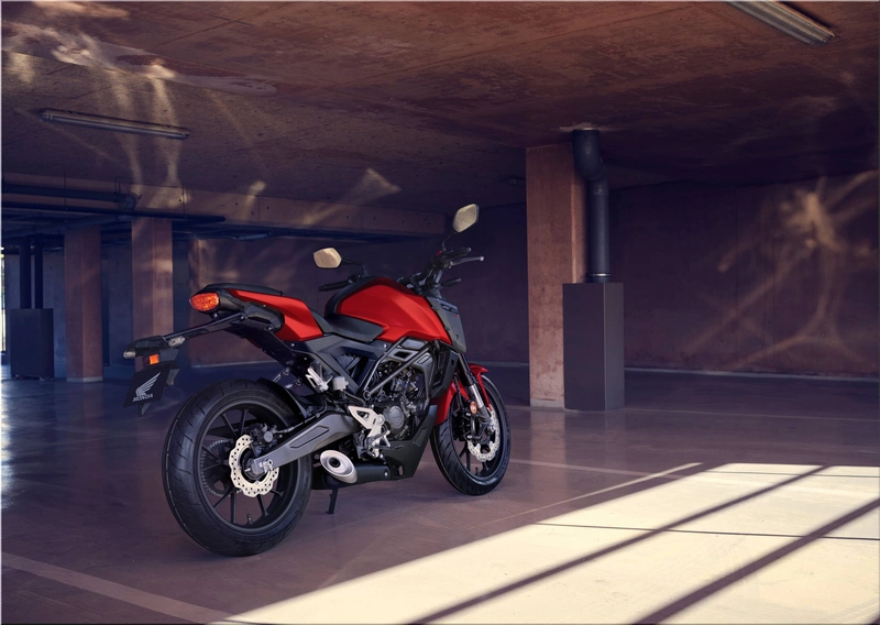 Honda CB125R
