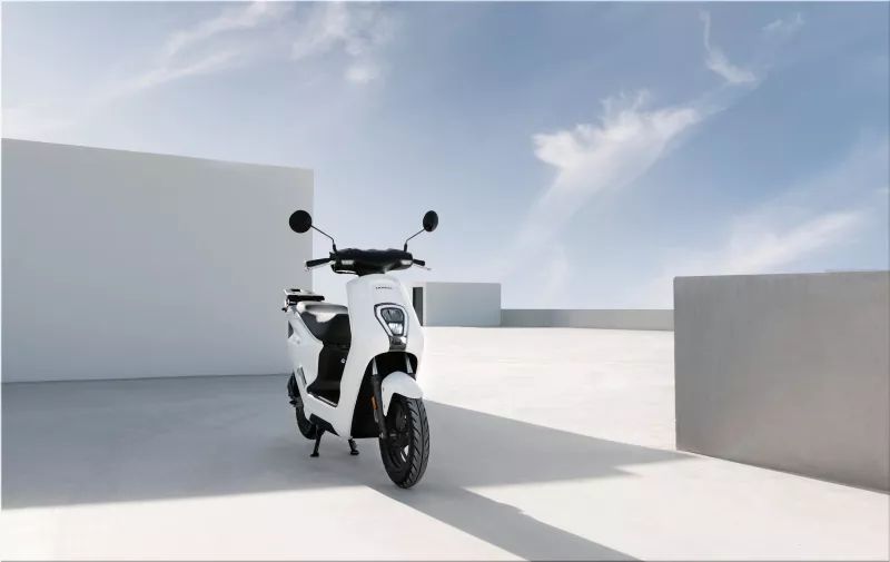 Honda EM1 e